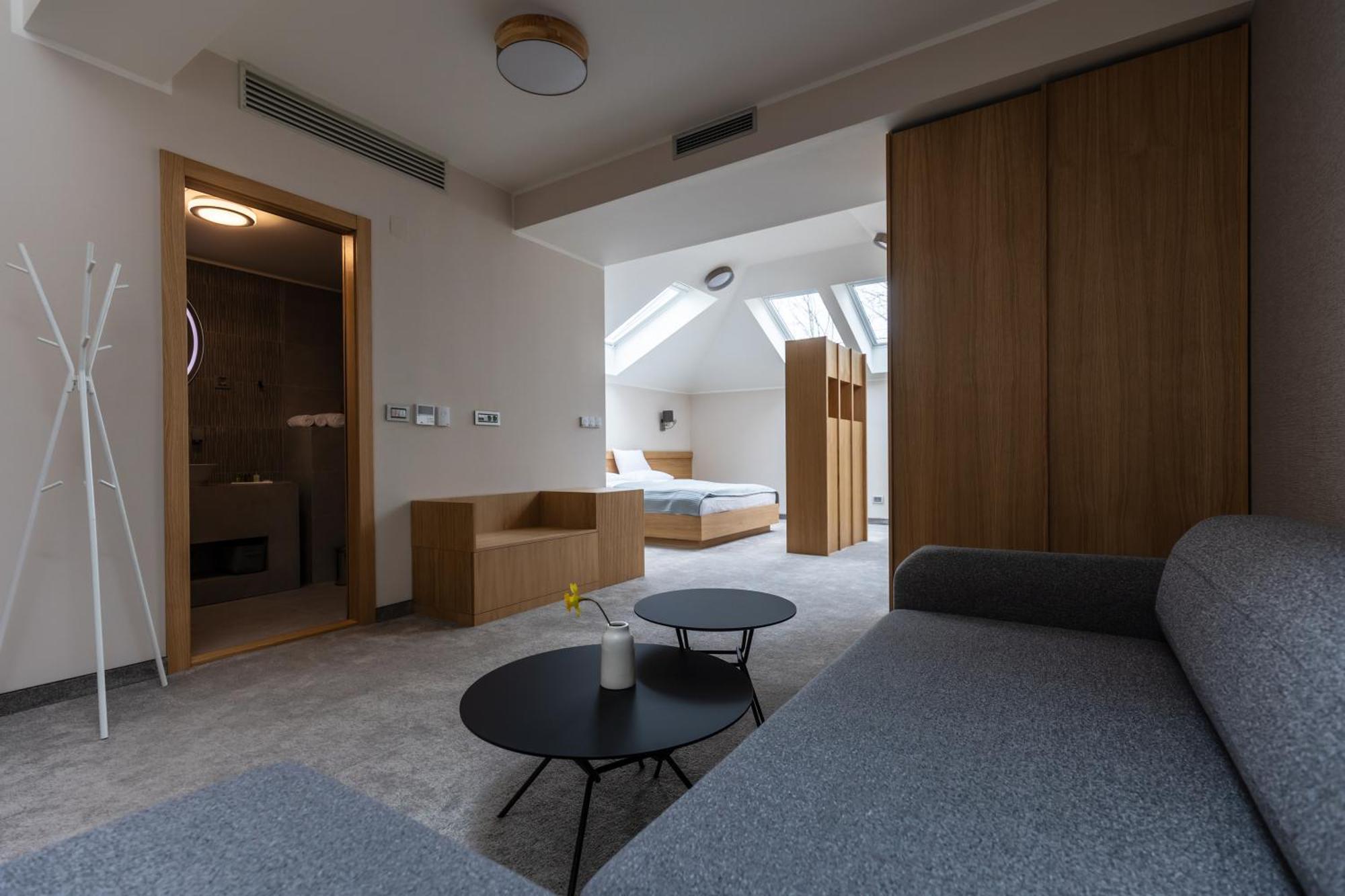 Basch House 1887 Rooms, سوبوتيتْسا المظهر الخارجي الصورة
